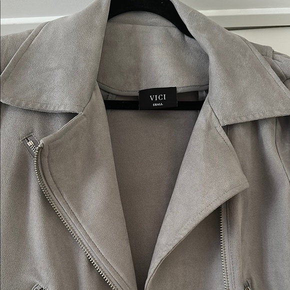 Vici Cropped Suede Moto Jacket - Picture 4 of 5